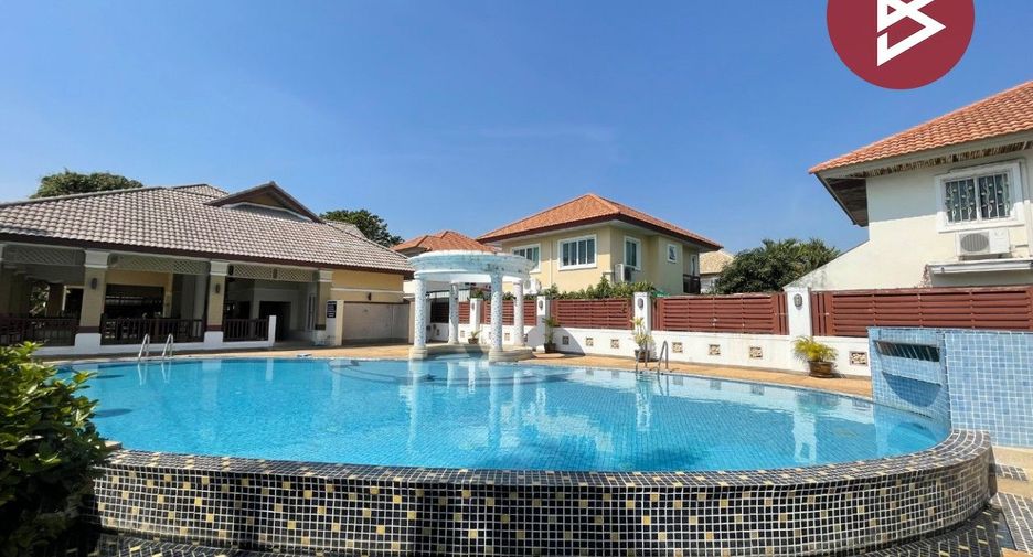 For sale 3 bedrooms house in Thung Khru, Bangkok