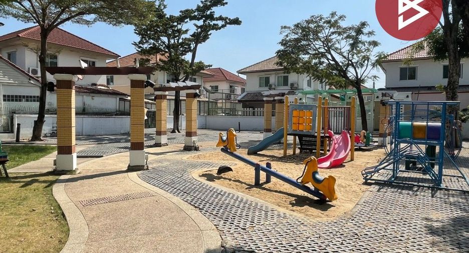 For sale 3 bedrooms house in Thung Khru, Bangkok