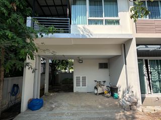 出售 3 卧室 独立屋 在 Mueang Pathum Thani, Pathum Thani