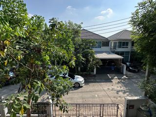 出售 3 卧室 独立屋 在 Mueang Pathum Thani, Pathum Thani