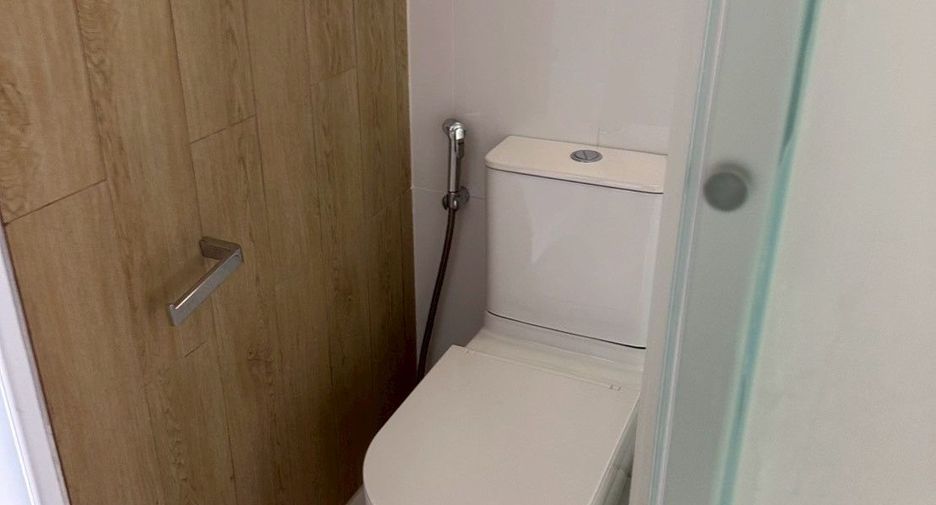 For sale 1 bed condo in Bang Rak, Bangkok