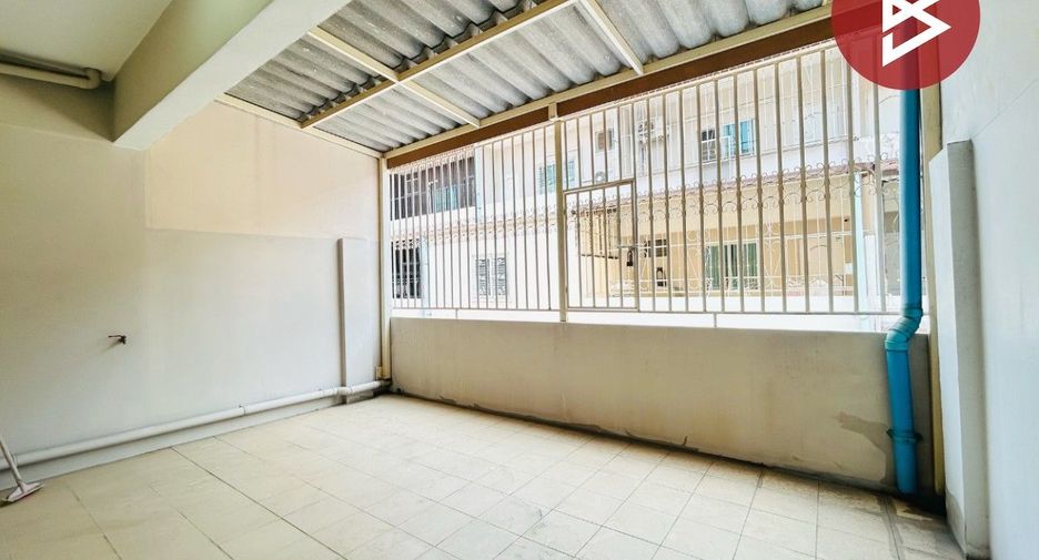 For sale 3 ベッドルーム townhouse in Mueang Samut Sakhon, Samut Sakhon