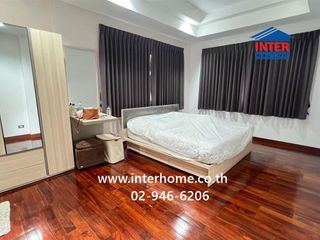 For sale 5 bedrooms house in Lak Si, Bangkok