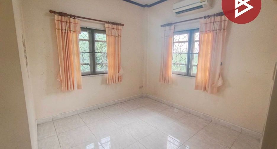 For sale 3 bedrooms house in Ban Pho, Chachoengsao