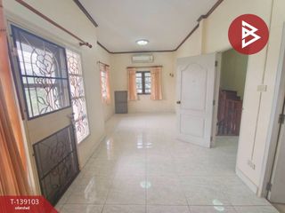 For sale 3 bedrooms house in Ban Pho, Chachoengsao