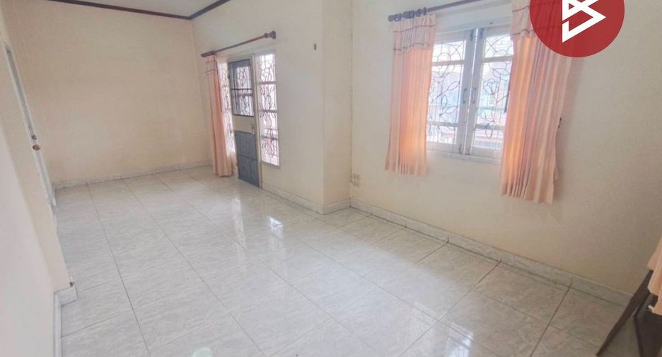 For sale 3 bedrooms house in Ban Pho, Chachoengsao