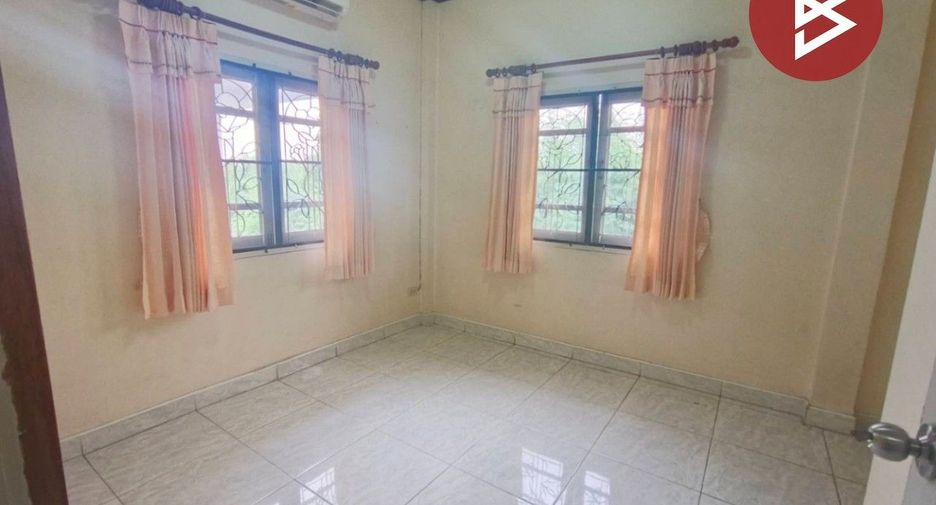 For sale 3 bedrooms house in Ban Pho, Chachoengsao
