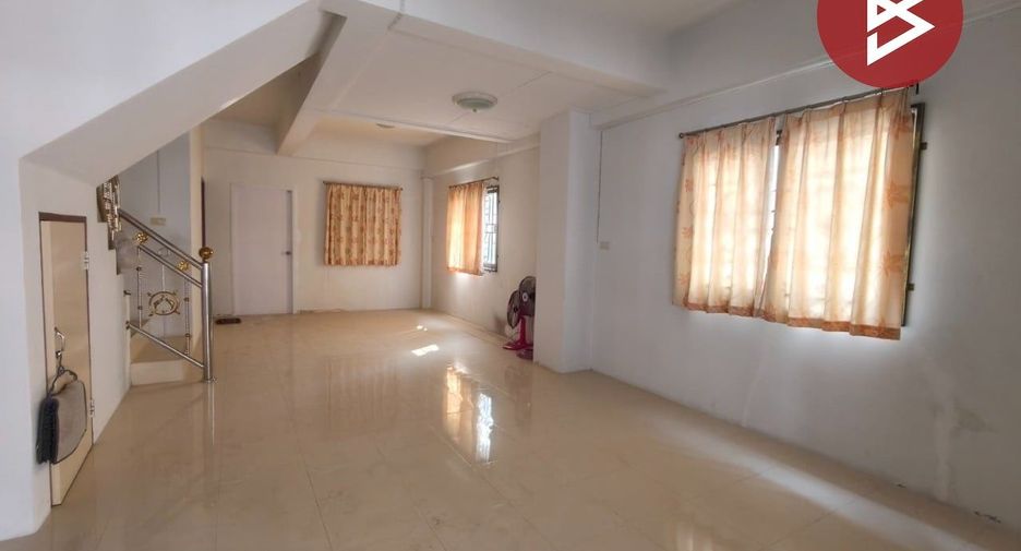 Reihenhaus zum Kauf mit 2 Zimmer in Mueang Chon Buri, Chonburi