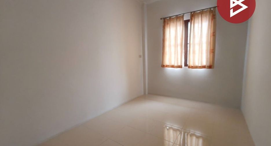 Reihenhaus zum Kauf mit 2 Zimmer in Mueang Chon Buri, Chonburi