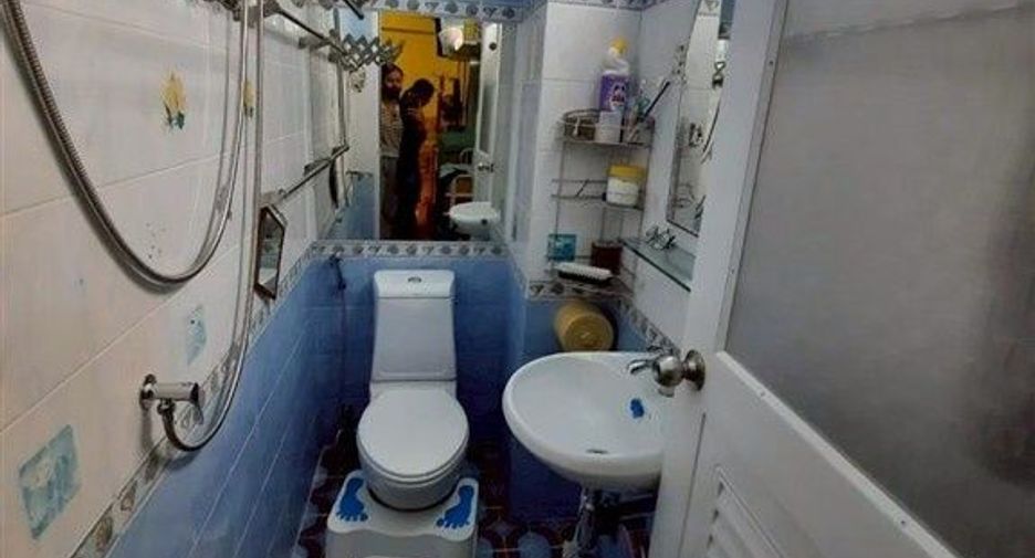 For sale 3 bedrooms retail Space in Lak Si, Bangkok