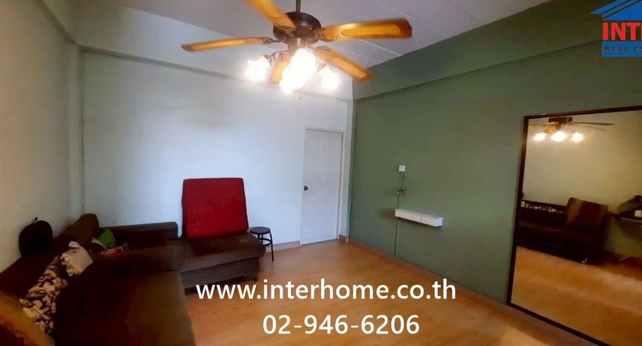 For sale 3 bedrooms retail Space in Lak Si, Bangkok