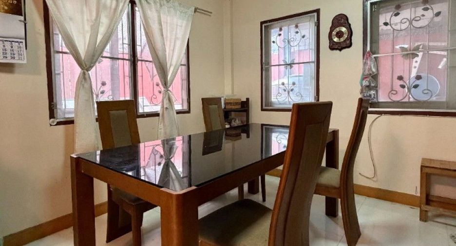 For sale 4 bedrooms house in Lam Luk Ka, Pathum Thani