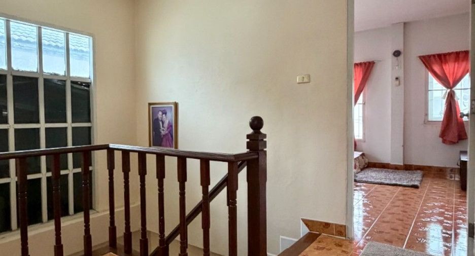 For sale 4 bedrooms house in Lam Luk Ka, Pathum Thani