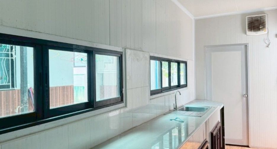 Casa en venta de 3 habitaciones en Mueang Samut Sakhon, Samut Sakhon