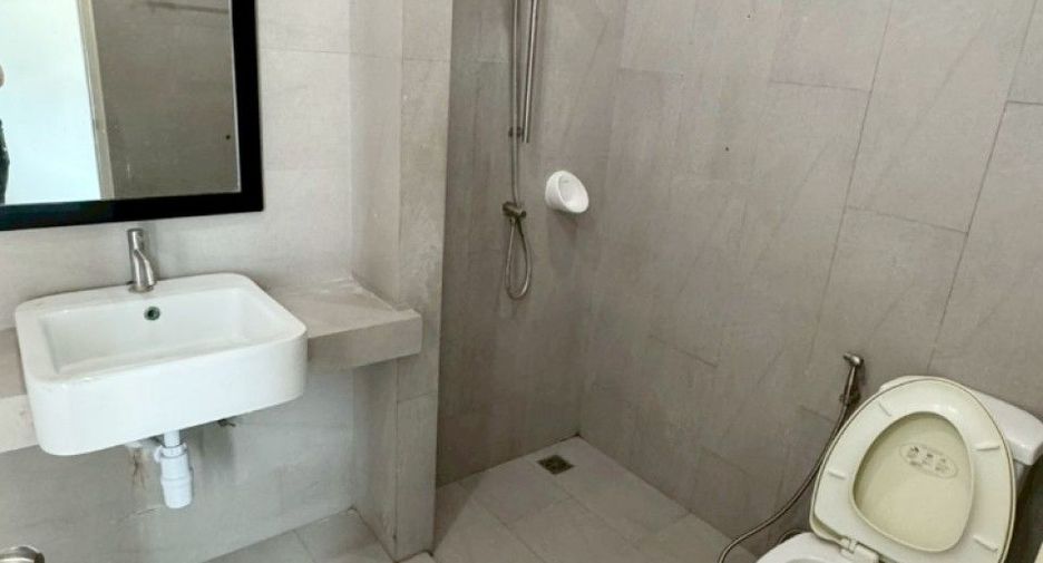 Casa en venta de 3 habitaciones en Mueang Samut Sakhon, Samut Sakhon