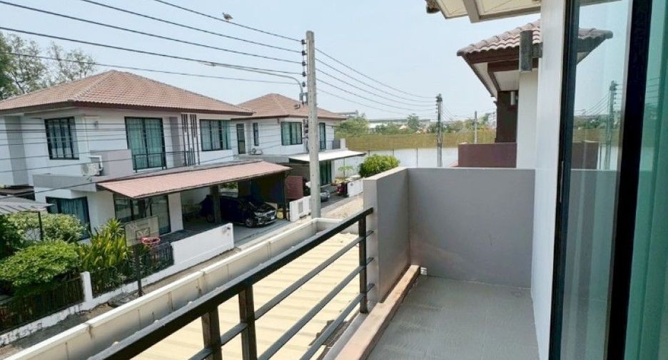 Casa en venta de 3 habitaciones en Mueang Samut Sakhon, Samut Sakhon