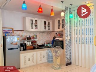 For sale 6 ベッドルーム townhouse in Saphan Sung, Bangkok
