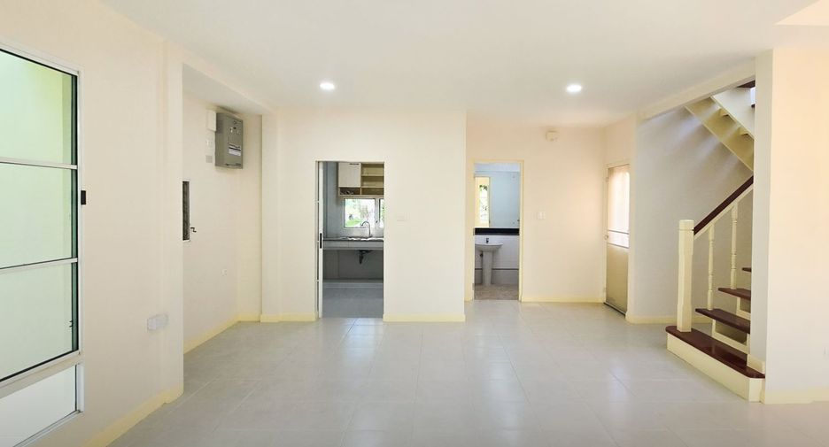 Haus zum Kauf mit 3 Zimmer in Bang Phli, Samut Prakan