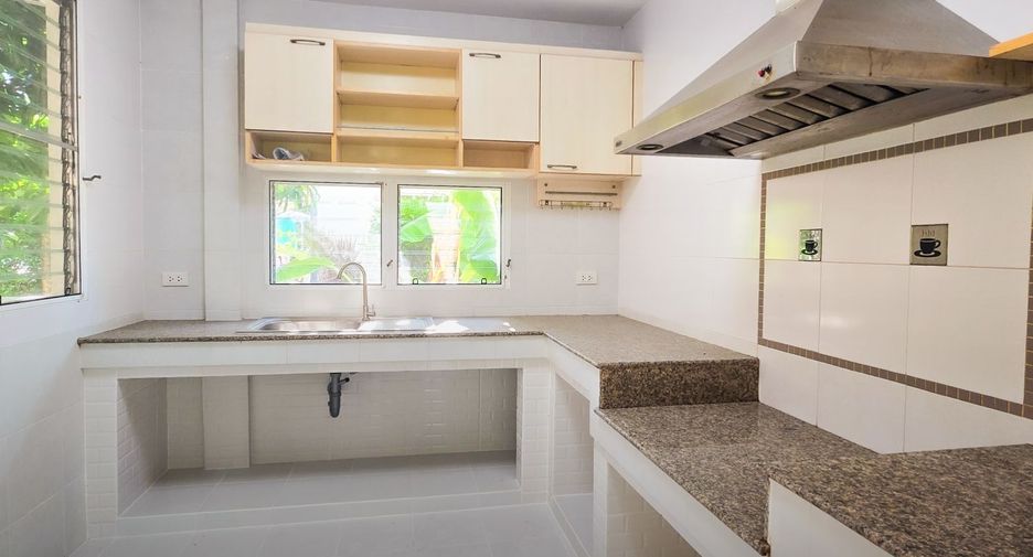 Haus zum Kauf mit 3 Zimmer in Bang Phli, Samut Prakan