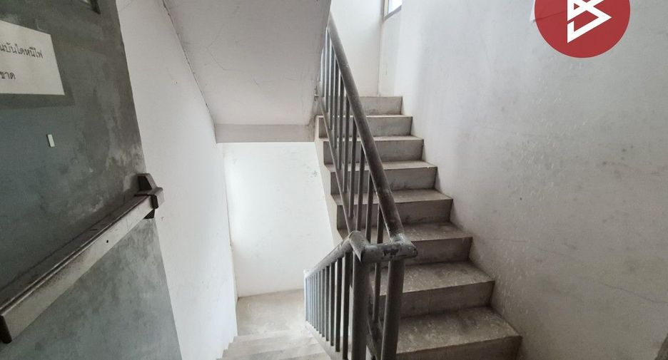 À vendre 1 chambre condo à Mueang Samut Prakan, Samut Prakan