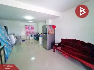 For sale 3 bedrooms townhouse in Phan Thong, Chonburi
