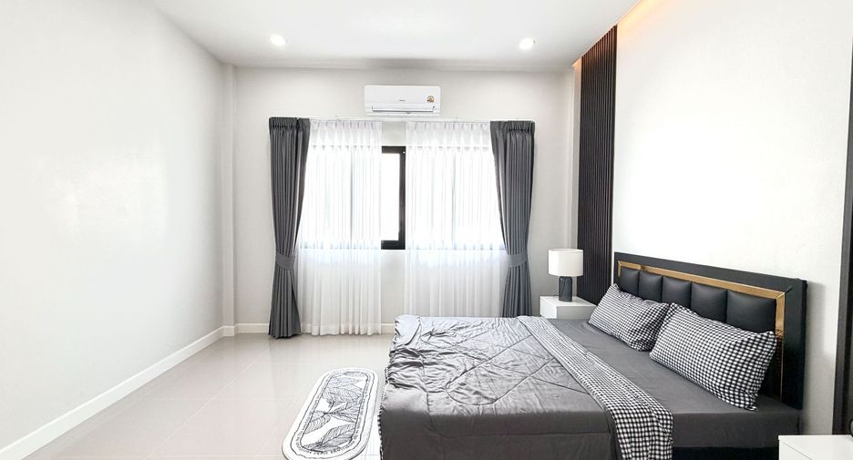出售 3 卧室 独立屋 在 Bang Lamung, Chon Buri