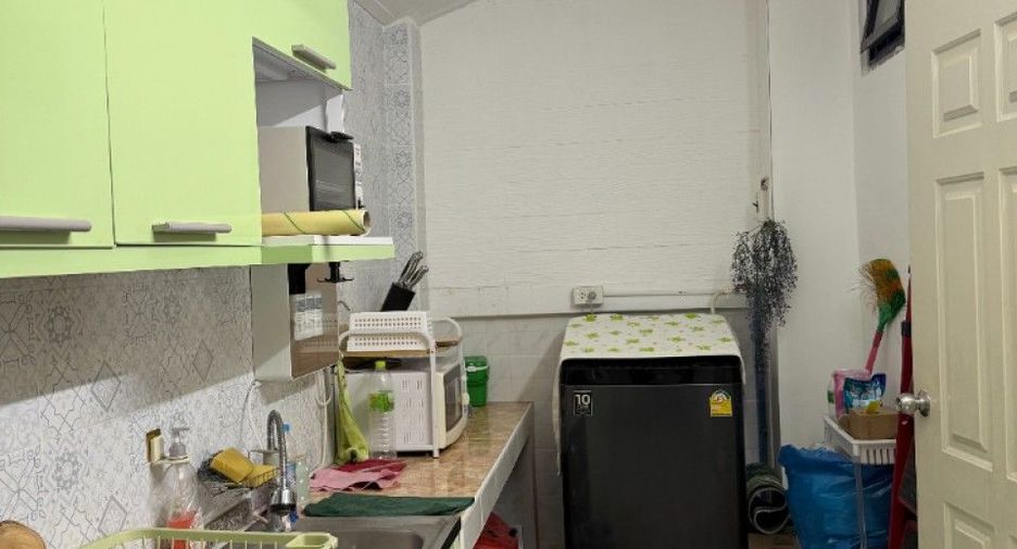 For sale 2 bedrooms townhouse in Prawet, Bangkok