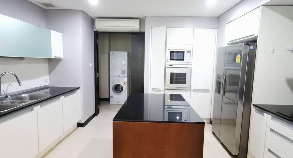 Wohnung zur Miete mit 3 Zimmer in Pathum Wan, Bangkok