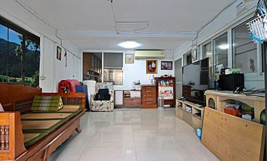 Casa adosada en venta de 5 habitaciones en Sathon, Bangkok