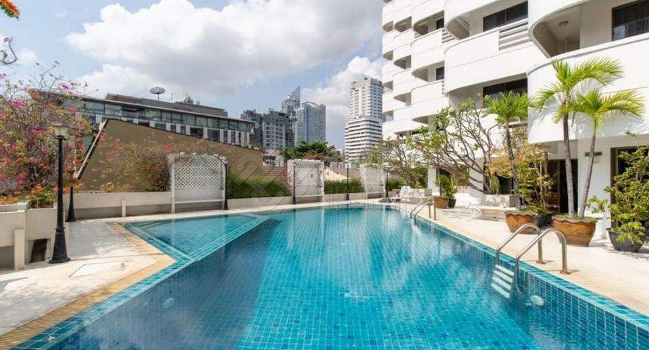 À louer 3 chambres condo à Watthana, Bangkok