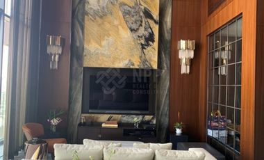 À vendre 3 chambres condo à Khlong Toei, Bangkok