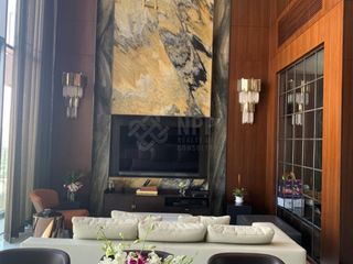 For sale 3 bedrooms condo in Khlong Toei, Bangkok