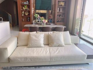 For sale 3 bedrooms condo in Khlong Toei, Bangkok