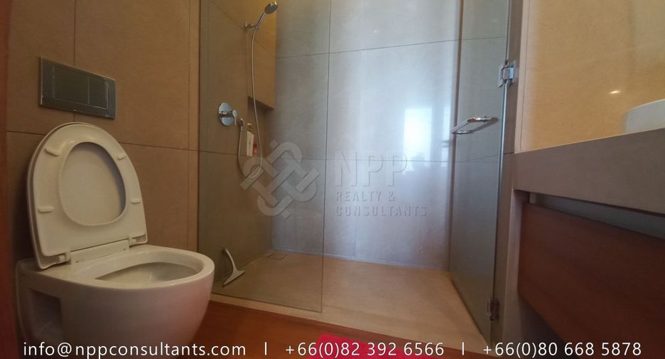 For sale 4 ベッドルーム condo in Sathon, Bangkok