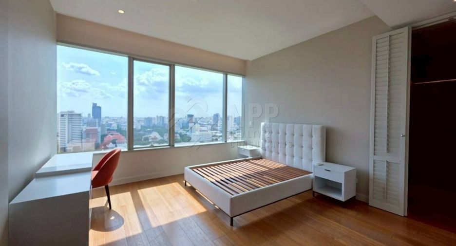 For sale 4 bedrooms condo in Pathum Wan, Bangkok