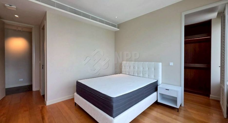 For sale 4 bedrooms condo in Pathum Wan, Bangkok