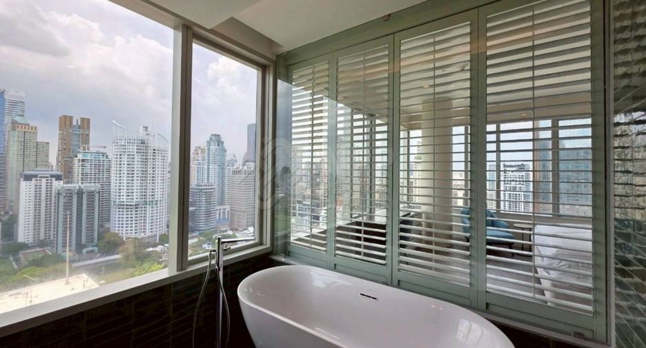 For sale 4 bedrooms condo in Pathum Wan, Bangkok