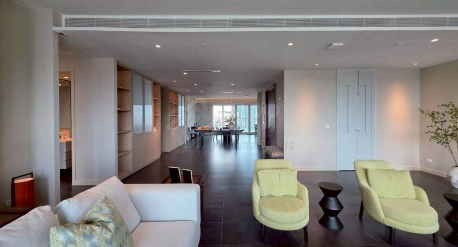 For sale 4 bedrooms condo in Pathum Wan, Bangkok
