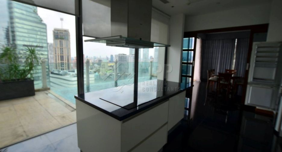 À vendre 3 chambres condo à Watthana, Bangkok