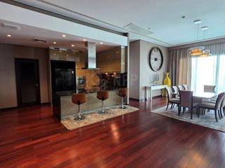 À vendre 4 chambres condo à Watthana, Bangkok