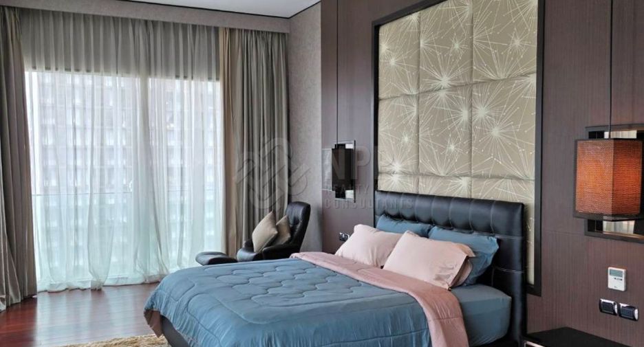 À vendre 4 chambres condo à Watthana, Bangkok