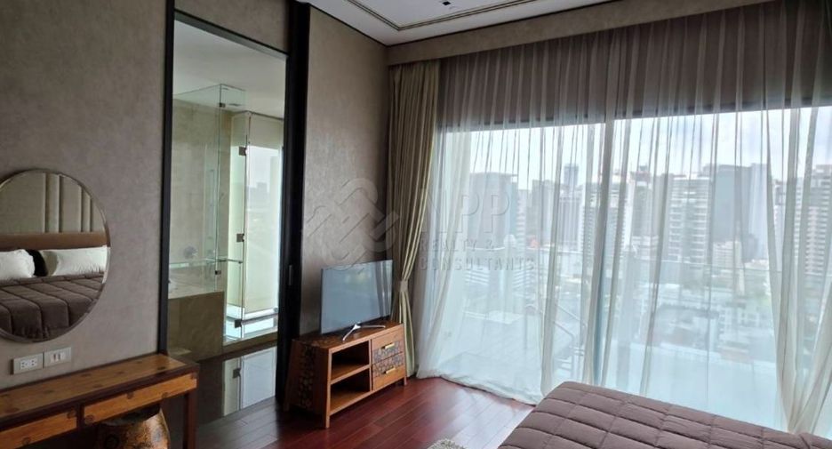 À vendre 4 chambres condo à Watthana, Bangkok