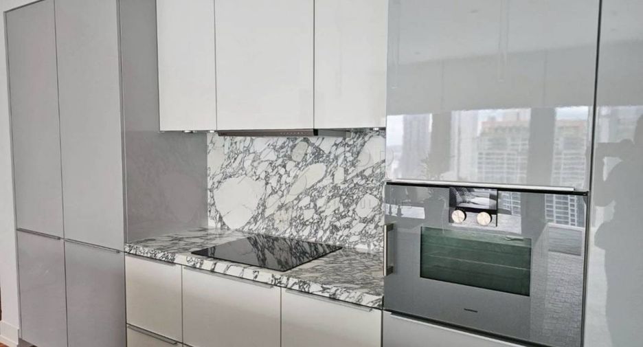 For rent 2 bedrooms condo in Sathon, Bangkok