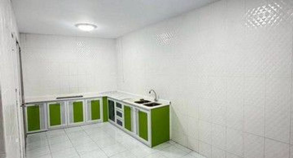 For rent 3 bedrooms house in Phasi Charoen, Bangkok