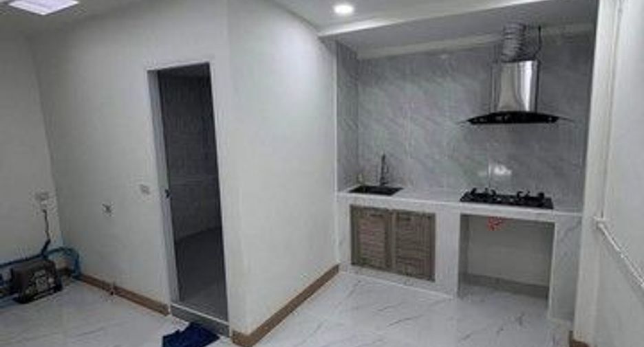 For rent 2 bedrooms townhouse in Don Mueang, Bangkok