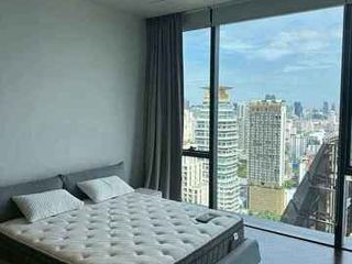 For rent 3 bedrooms condo in Khlong Toei, Bangkok