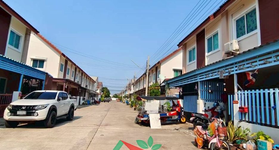 For sale 4 bedrooms townhouse in Phra Samut Chedi, Samut Prakan