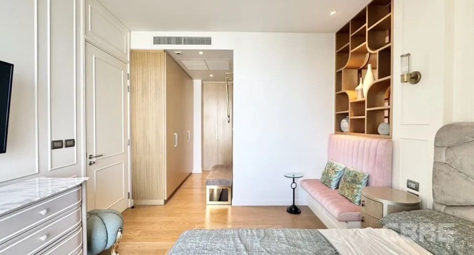 Condo en alquiler de 1 habitaciones en Khlong San, Bangkok