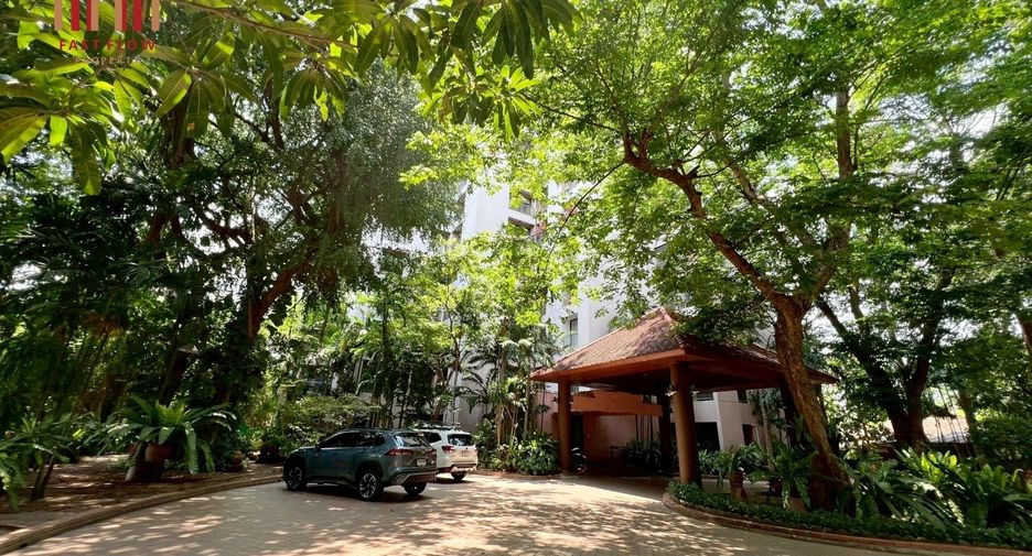 For sale 3 bedrooms condo in Pak Kret, Nonthaburi