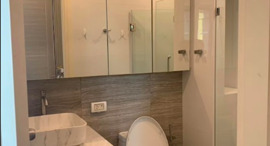 For rent 1 bed condo in Mueang Samut Prakan, Samut Prakan